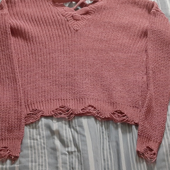 Soft Crocheted Salmon Crop Sweater - Picture 3 of 3